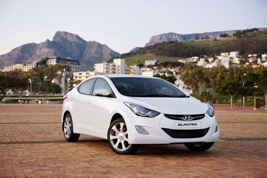 Hyundai Elantra MD белый галоген