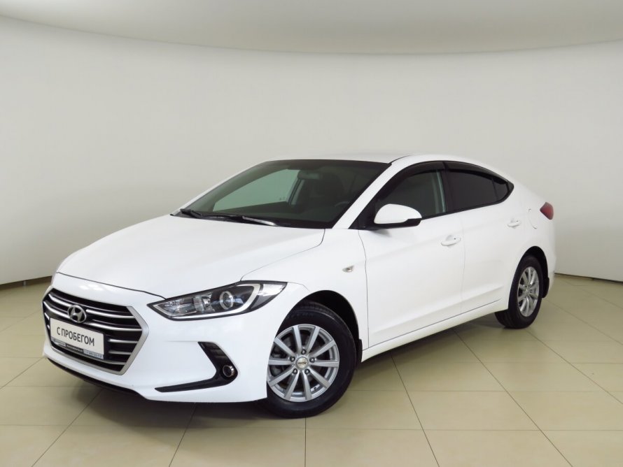 Hyundai Elantra 2017 белая