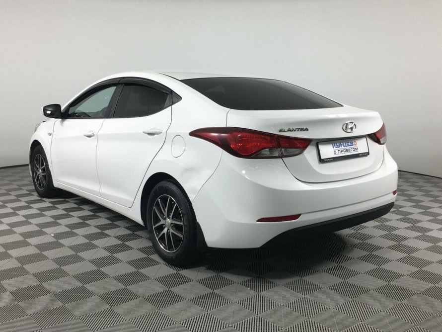 Hyundai Elantra 2013