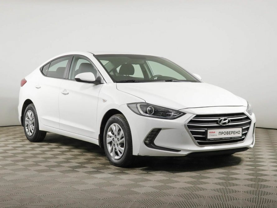 Hyundai Elantra 6