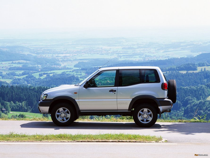 Nissan Terrano II 3 Door