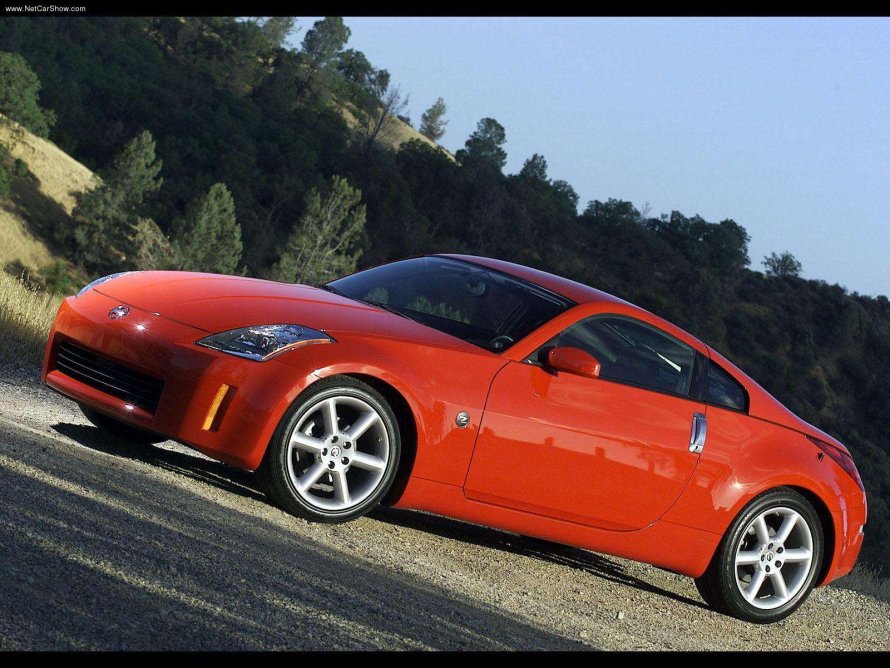 Ниссан 350z вид спереди