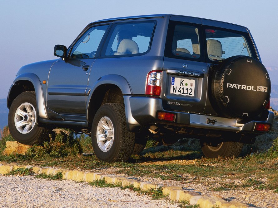 Nissan Patrol y61 3 Door