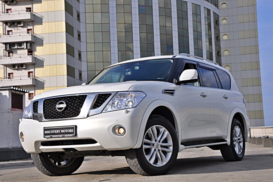 Nissan Patrol y62 2012