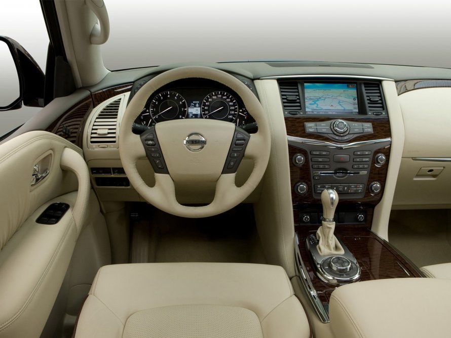 Nissan Patrol y62 2010