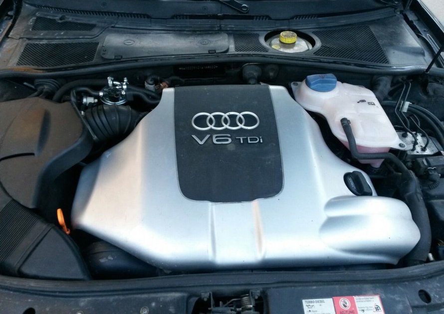 Ауди а6 с6 2.5 TDI