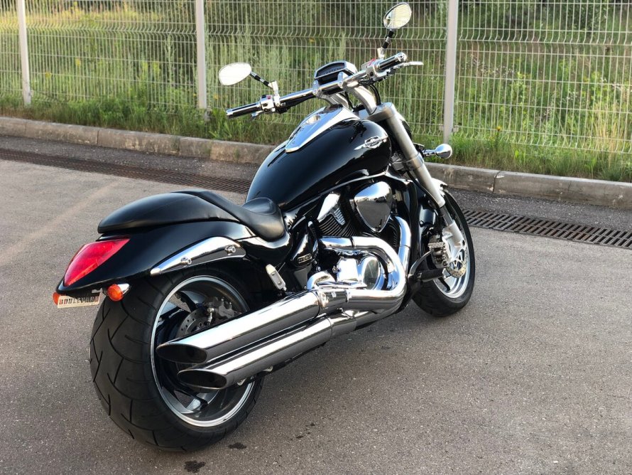 Suzuki Boulevard m109r