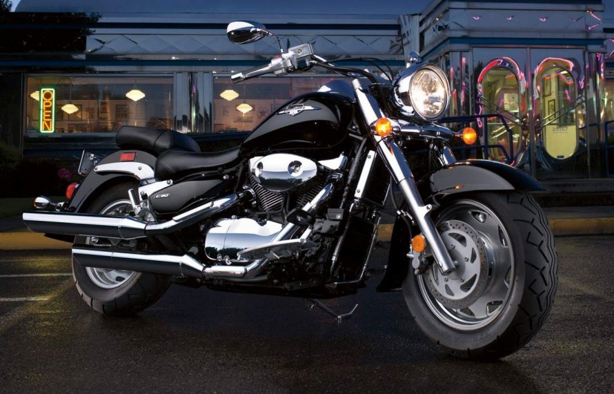 Suzuki Boulevard m90