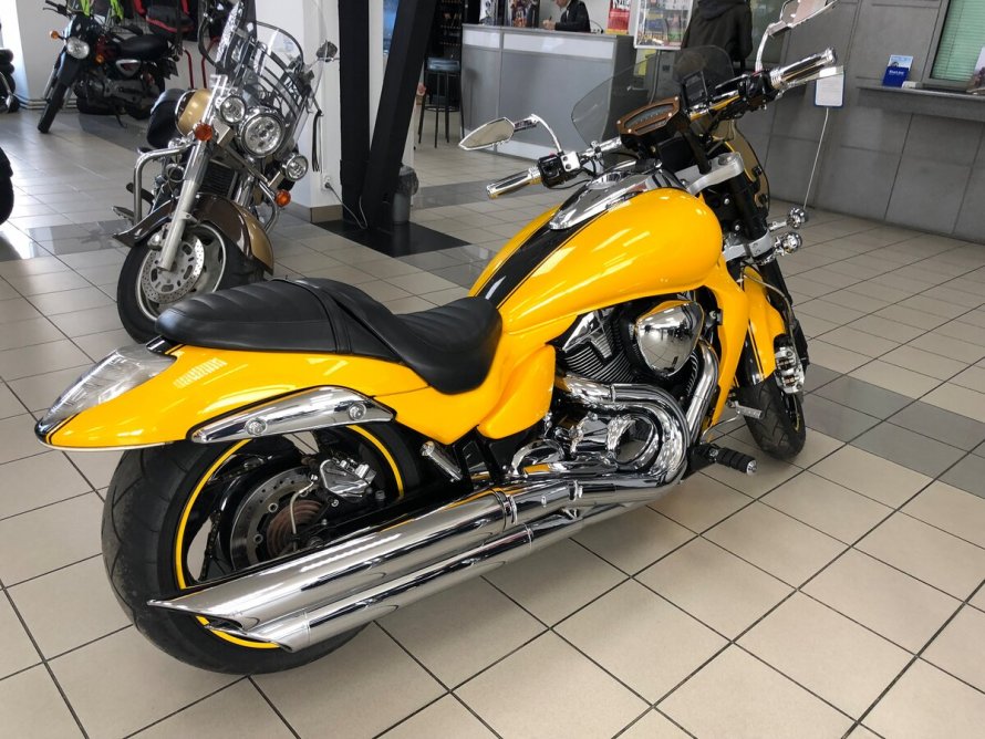 Suzuki 109 Boulevard