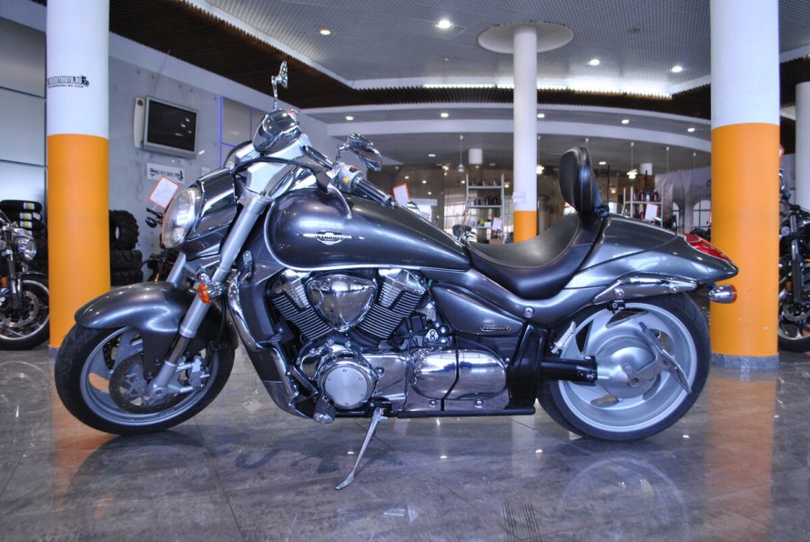 Suzuki Boulevard m109r 2020