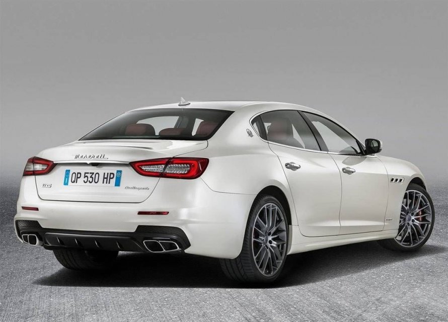 Мазерати Quattroporte 2019