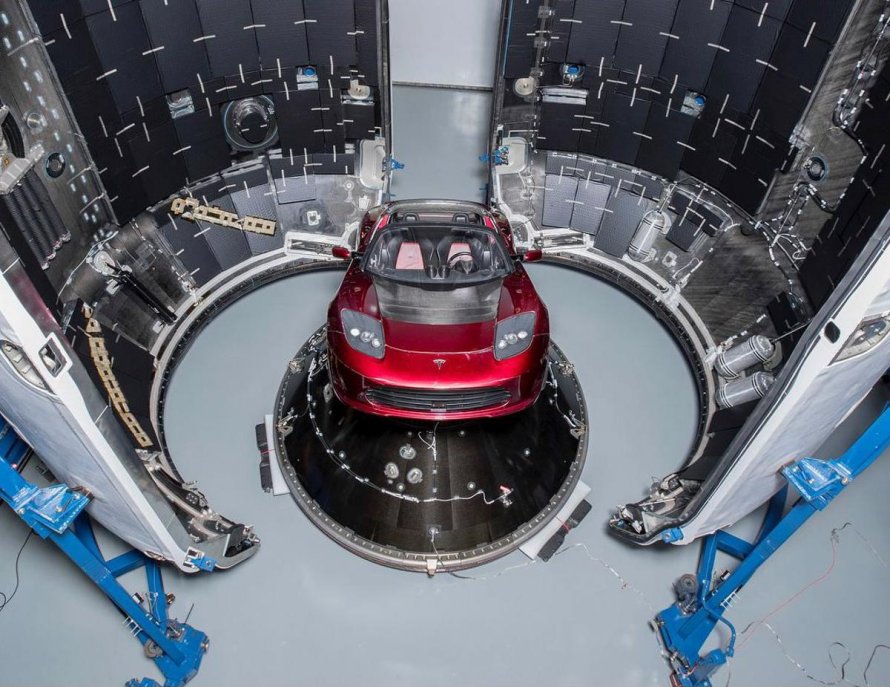 Tesla Roadster SPACEX Edition