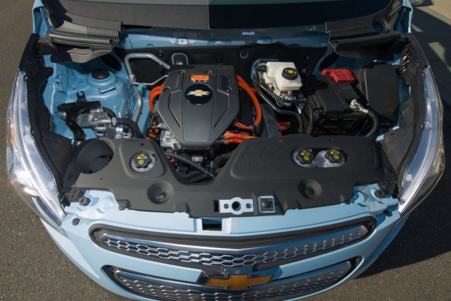 Chevrolet Spark 2012 под капотом