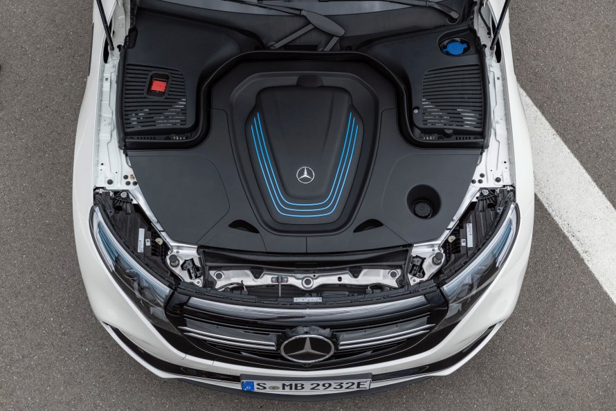 Mercedes-Benz EQC багажник