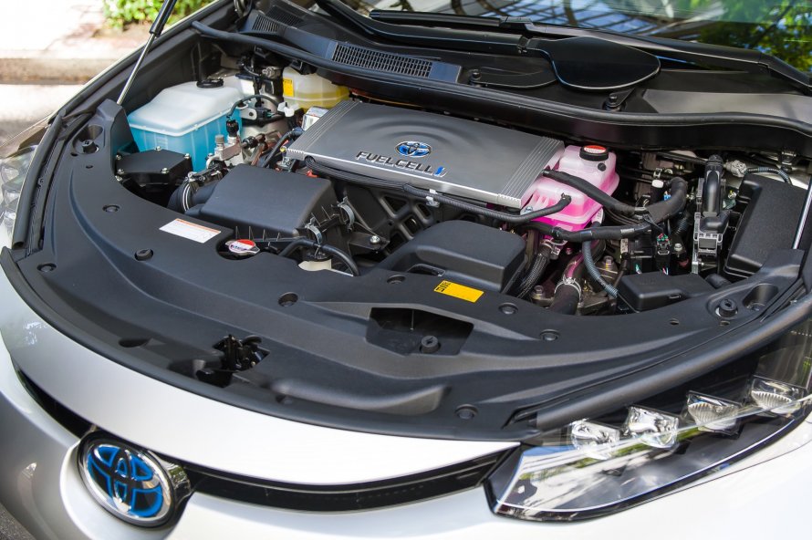 Toyota Mirai двигатель