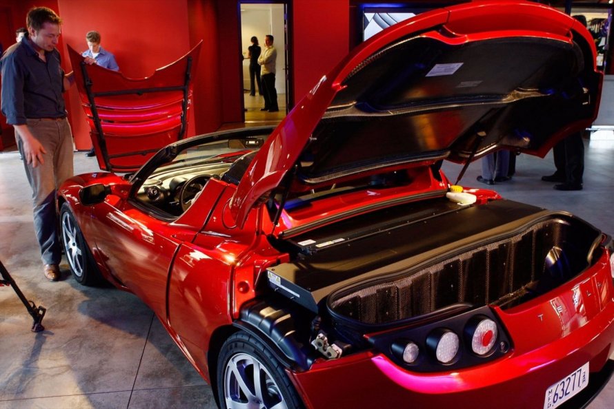 Tesla model Roadster 1