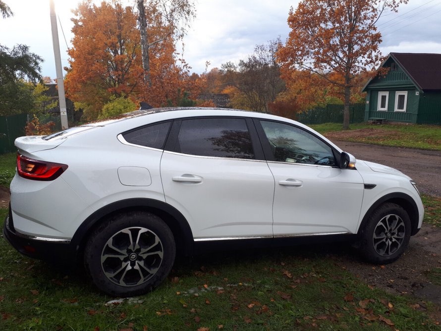 Renault Arkana Акулий плавник