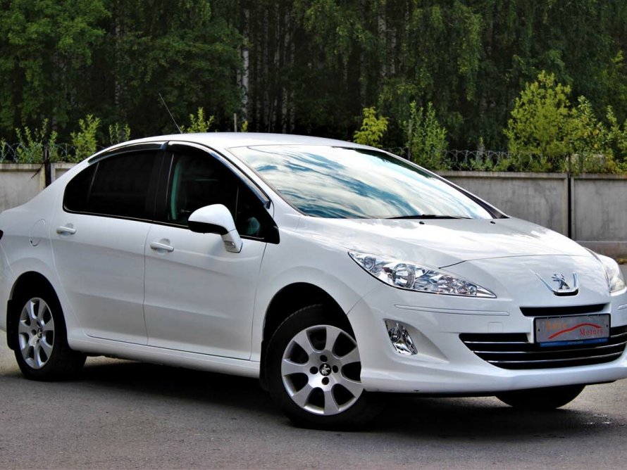 Peugeot 408 i
