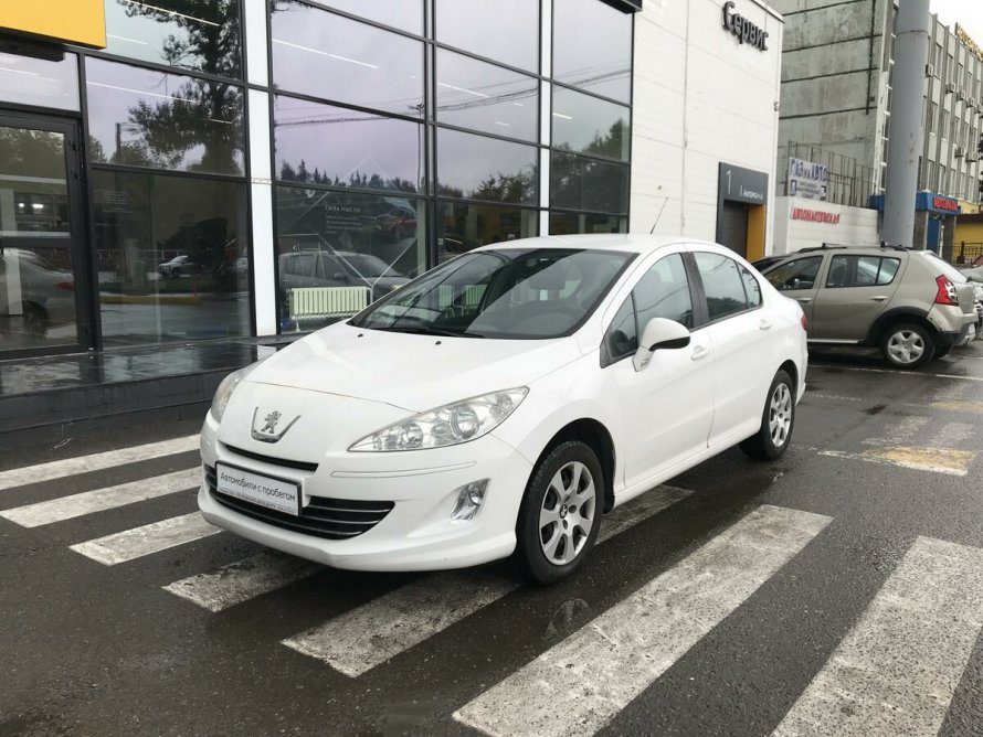 Peugeot 408 2005