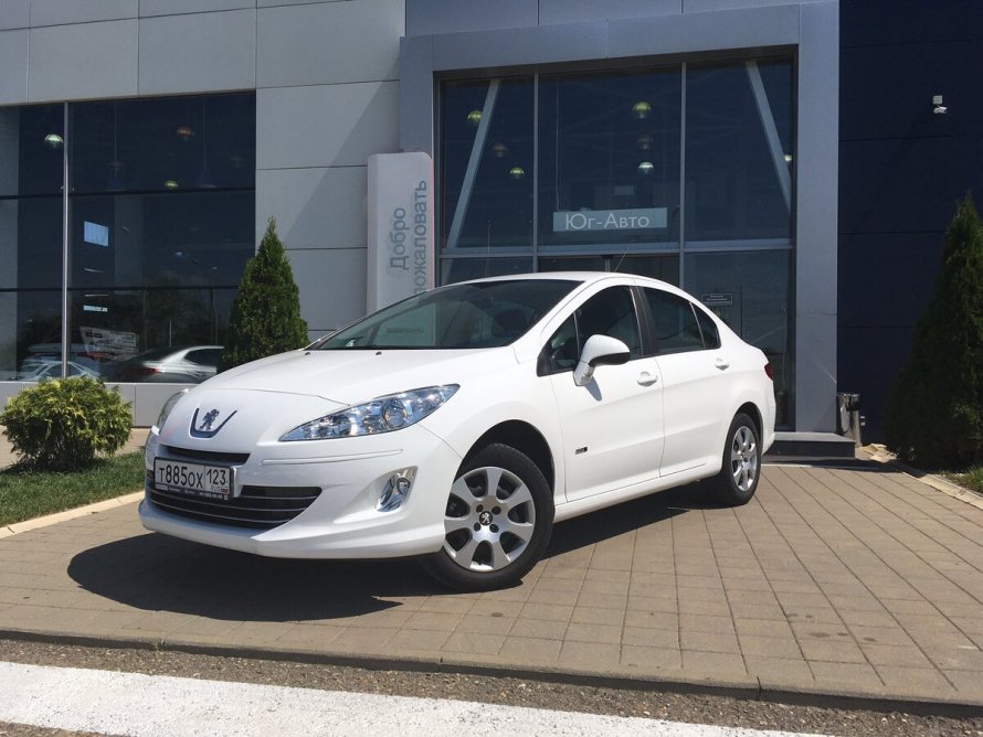 Peugeot 408 2015