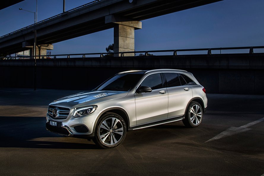 Mercedes Benz x253