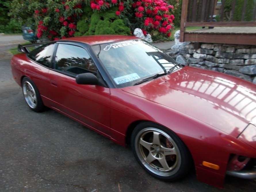 Nissan 1990