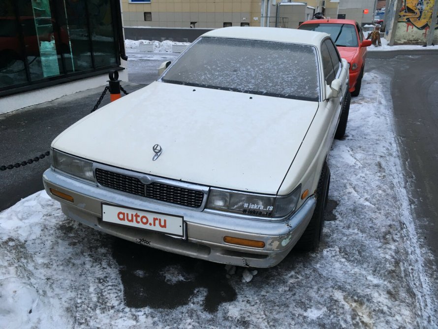 Ниссан Лаурель 1990