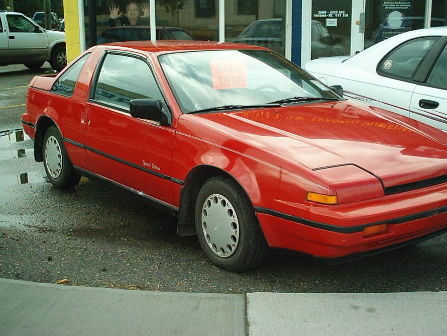Nissan 1990