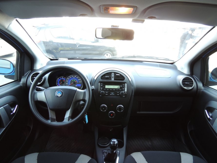 Geely m Cross 2014 салон