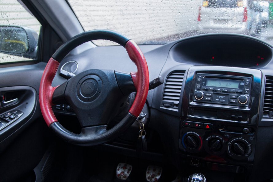Geely MK Cross 2013 салон