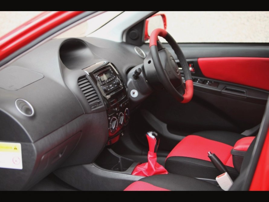 Geely MK Cross 2013 салон