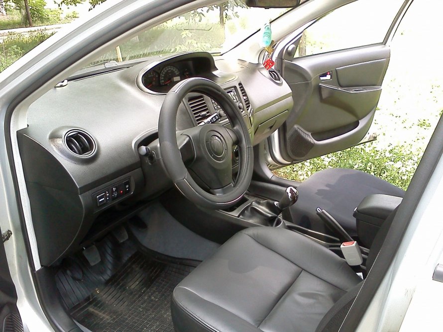 Geely MK 2011 салон