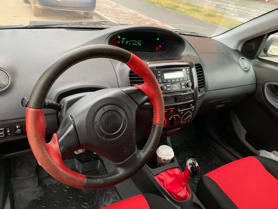 Geely MK 2013 салон