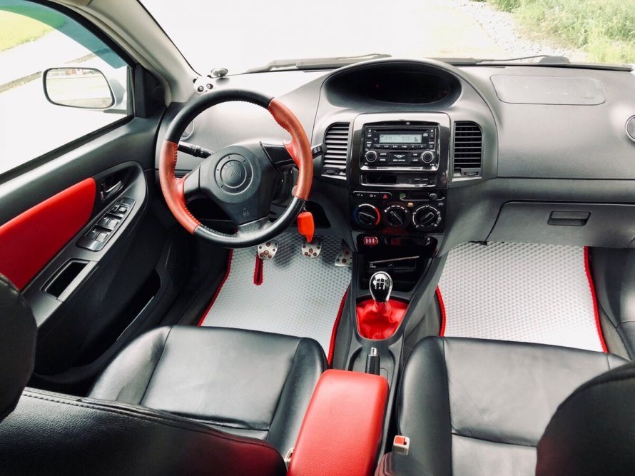 Geely Cross 2012 MK 1.5 салон