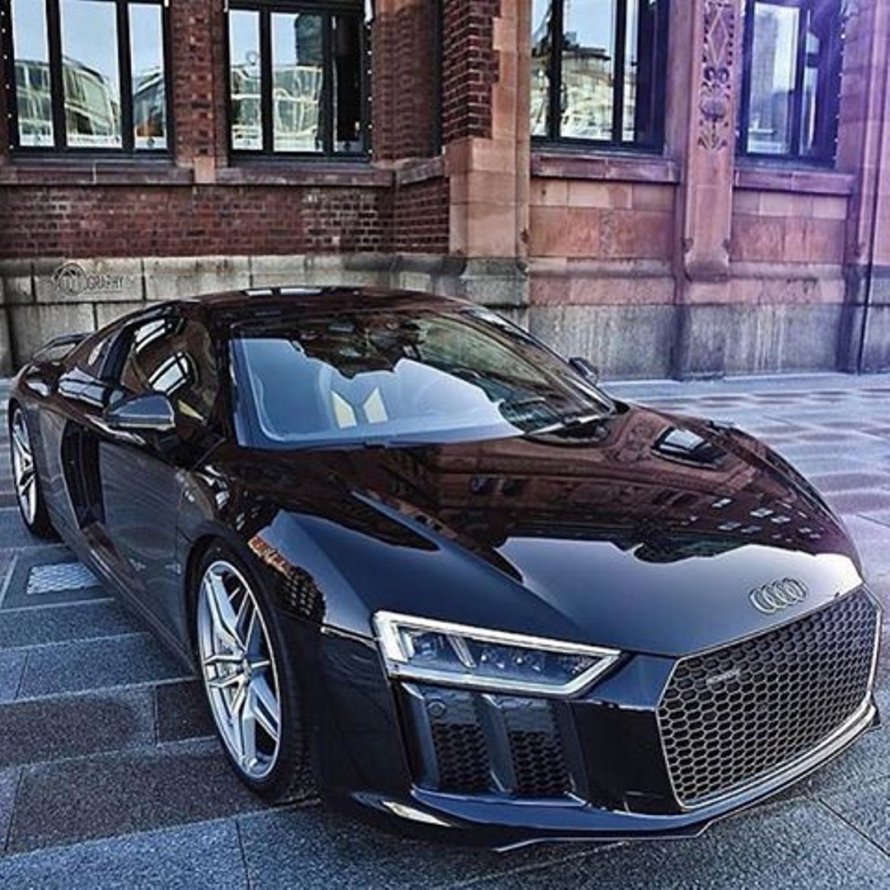Audi r8 v10 Plus