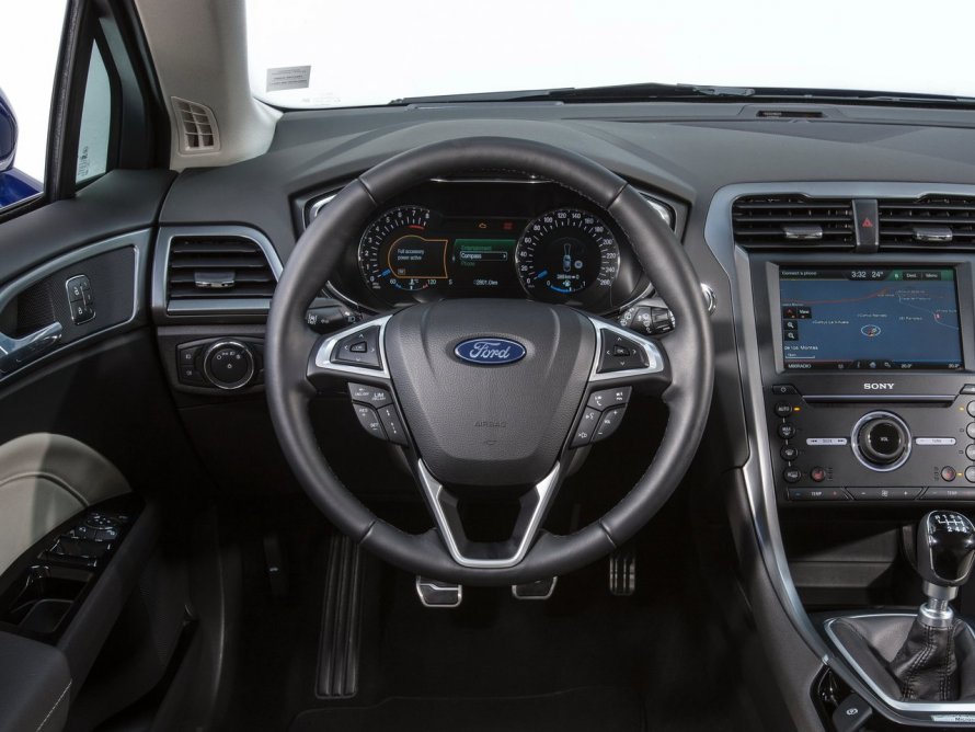 Ford Mondeo 2016 салон