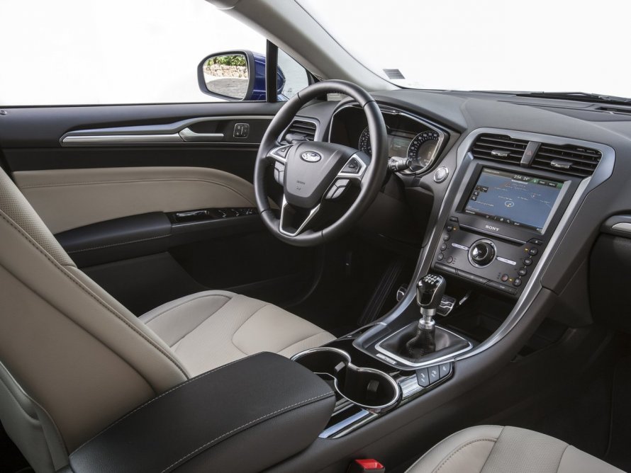 Ford Mondeo 5 салон