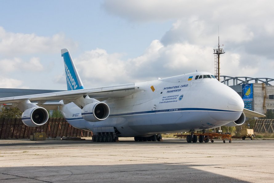 АН-124 Руслан Волга Днепр