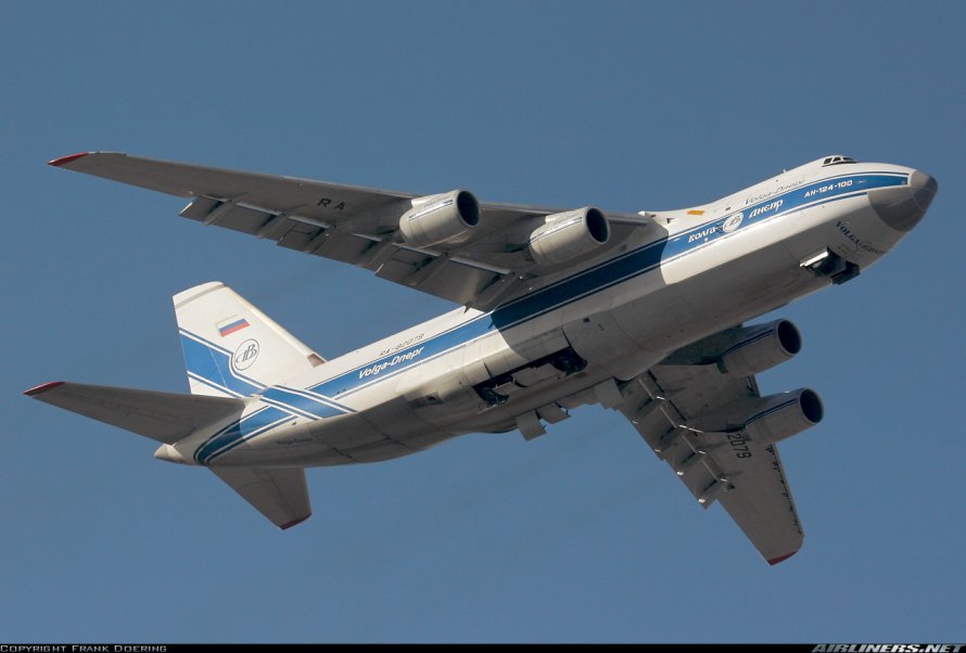АН-124-100-150 Волга Днепр
