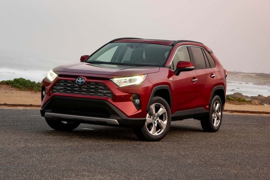 Новый Toyota rav4 2020