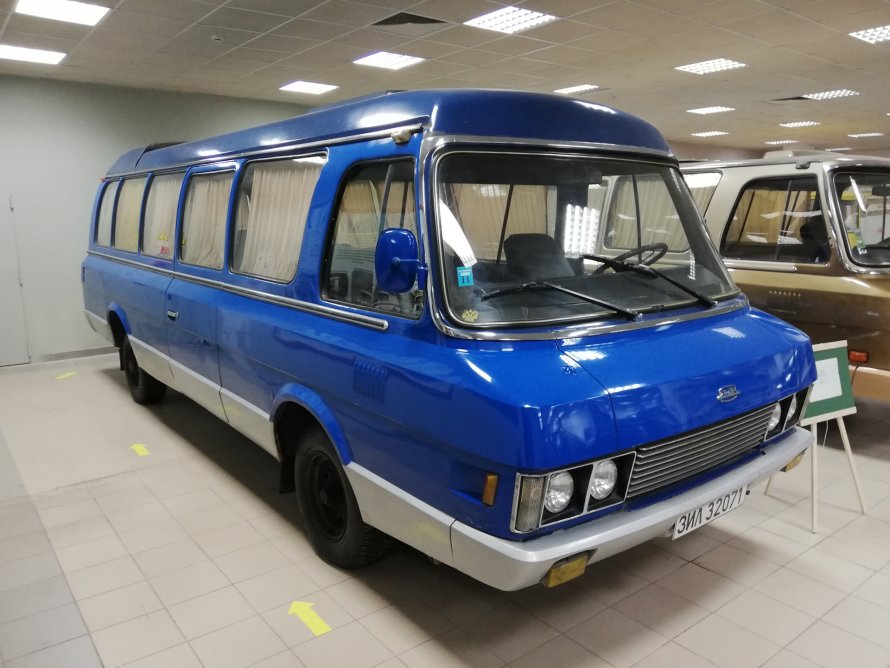 ЗИЛ-118 Юность 2