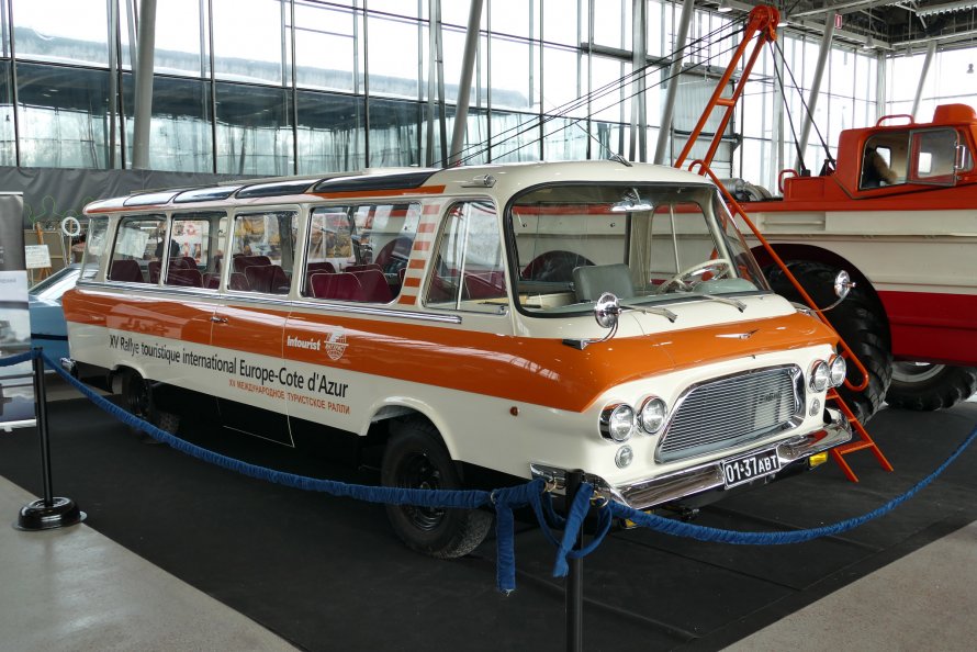 Автобус Юность ЗИЛ 118