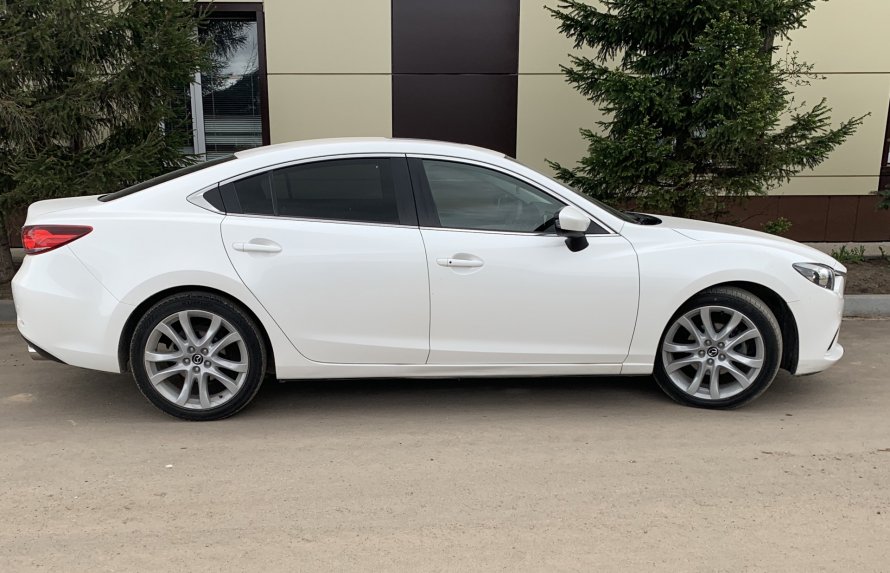 Mazda 6 2019 белый перламутр