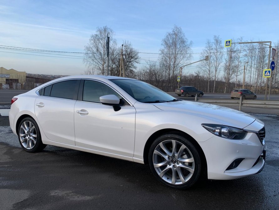 Mazda 6 белый перламутр
