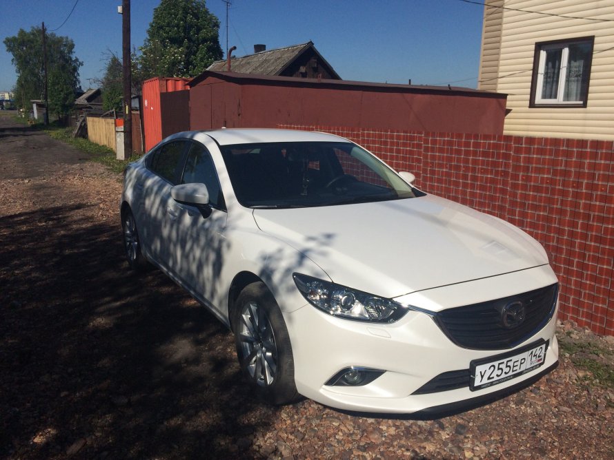 Mazda 6 белый перламутр 2011