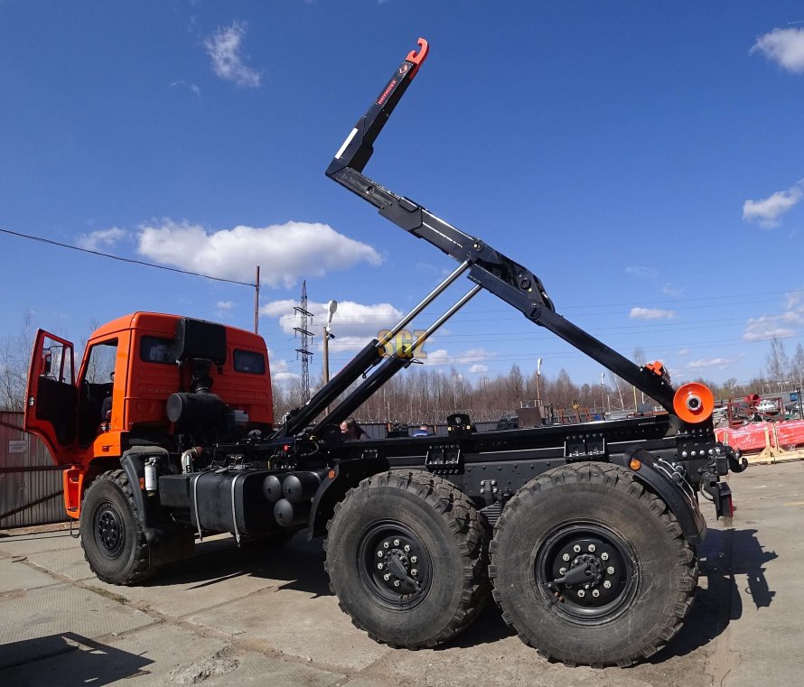 КАМАЗ 43118 мультилифт