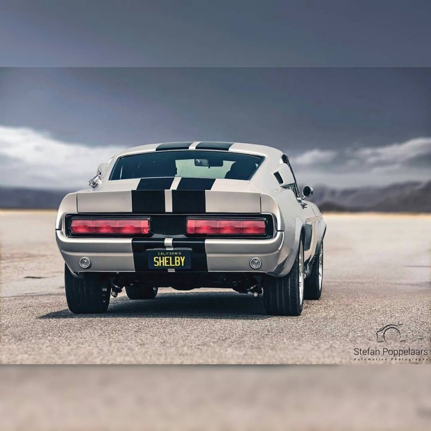 Ford Shelby gt500 зад