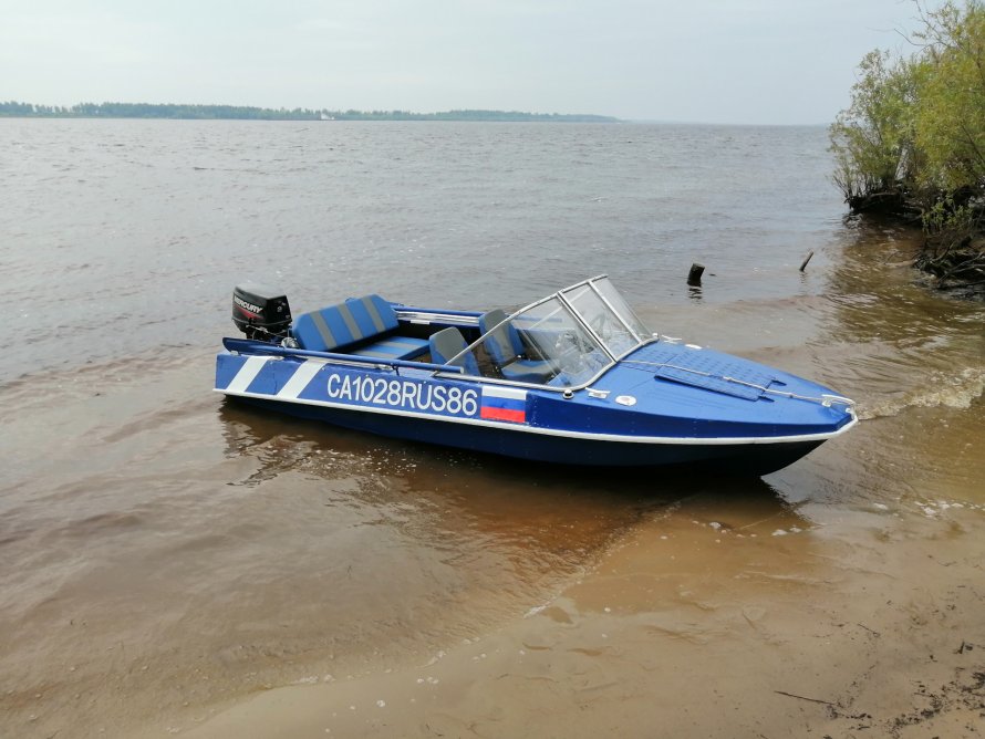 Моторная лодка Обь м