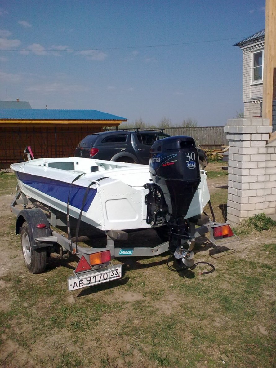 Моторная лодка Обь 3