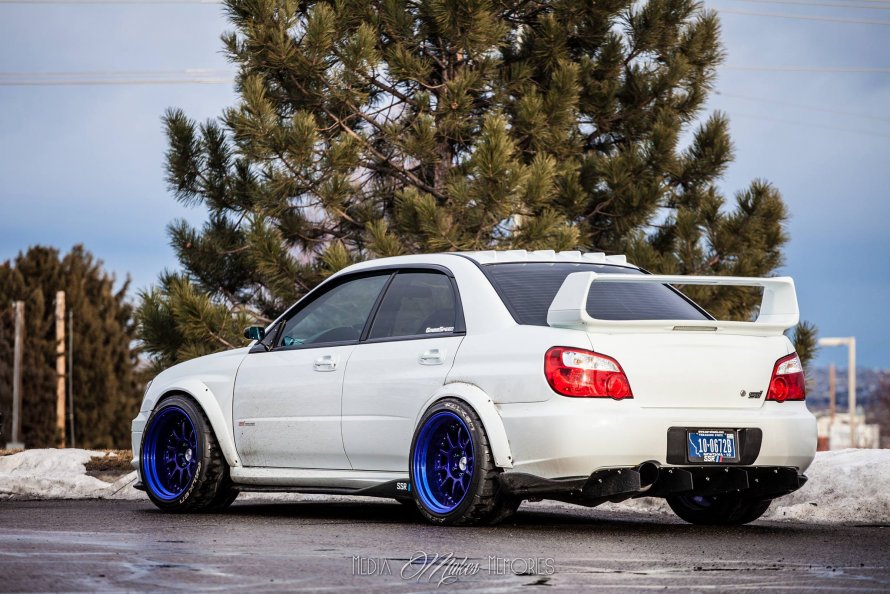 Subaru WRX STI 2004 белая